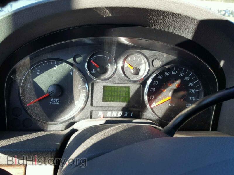 2004 Ford FREESTAR (VIN 2FMDA52284BA12374) — фото 8 из 10