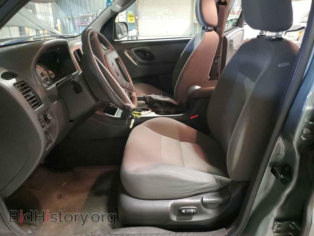2005 FORD ESCAPE - VIN: 1FMCU93175KE33008 - Фото 7