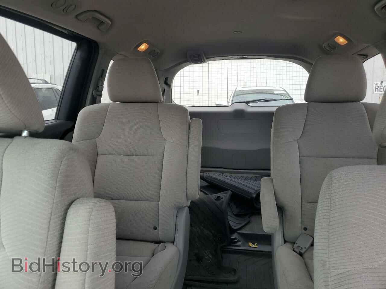 2011 HONDA All Models - VIN: 5FNRL5H29BB019765 - Photo 12