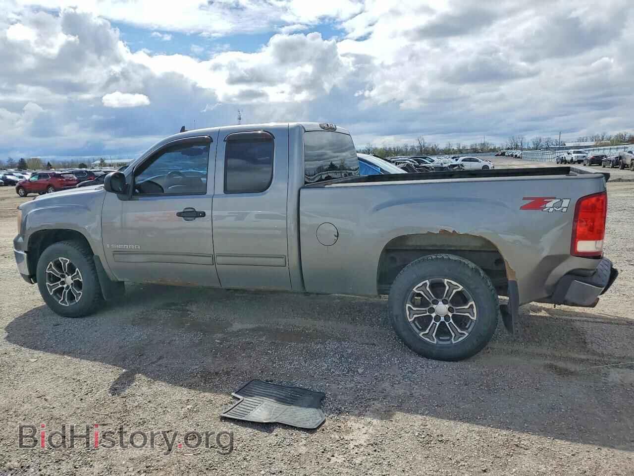 2008 GMC SIERRA - VIN: 2GTEK19J881286777 - Photo 2
