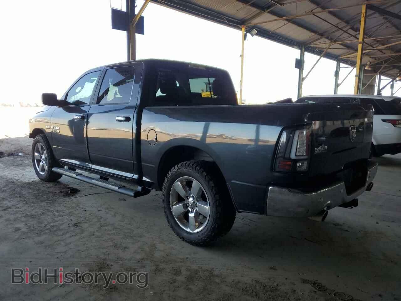 2017 RAM 1500 - VIN: 3C6RR6LT1HG738247 - Фото 2