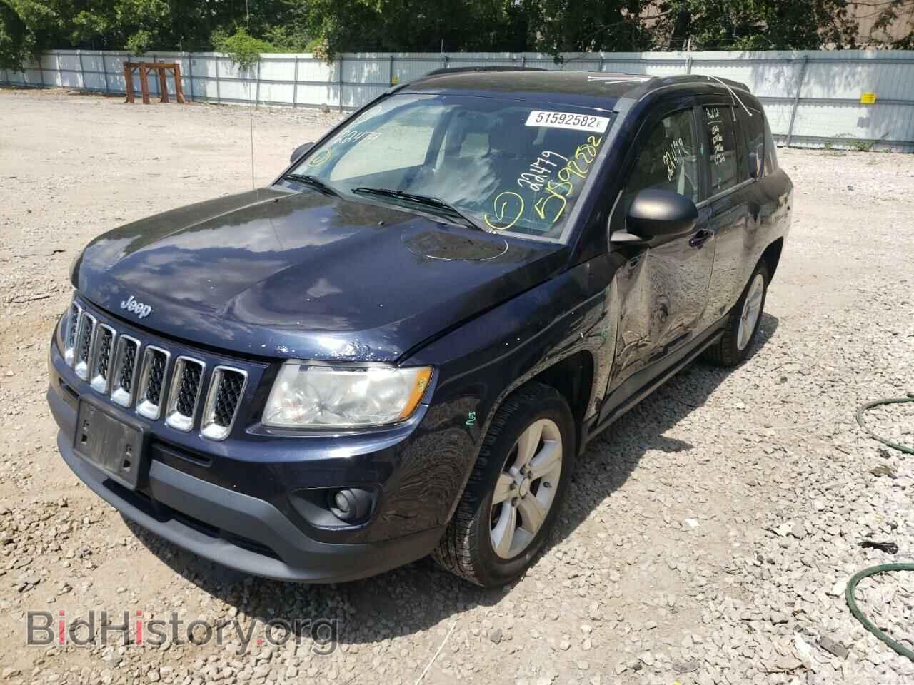 2011 JEEP COMPASS - VIN: 1J4NF1FBXBD225857 - Photo 2