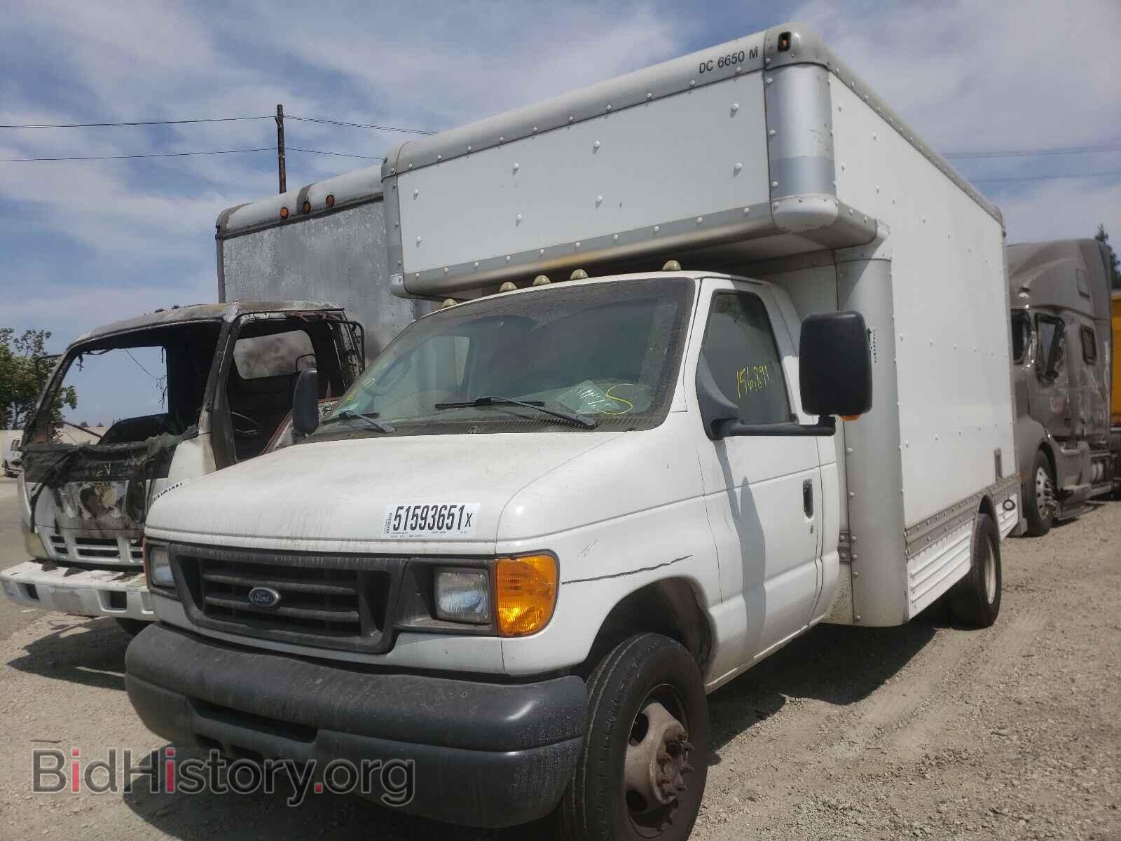 2006 FORD ECONOLINE - VIN: 1FDXE45S46DB17191 - Фото 2