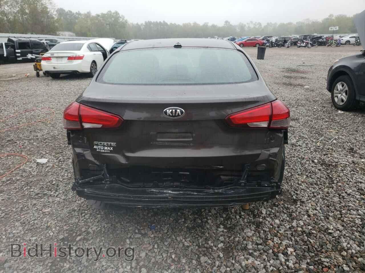 2017 KIA FORTE - VIN: 3KPFK4A78HE094428 - Фото 6