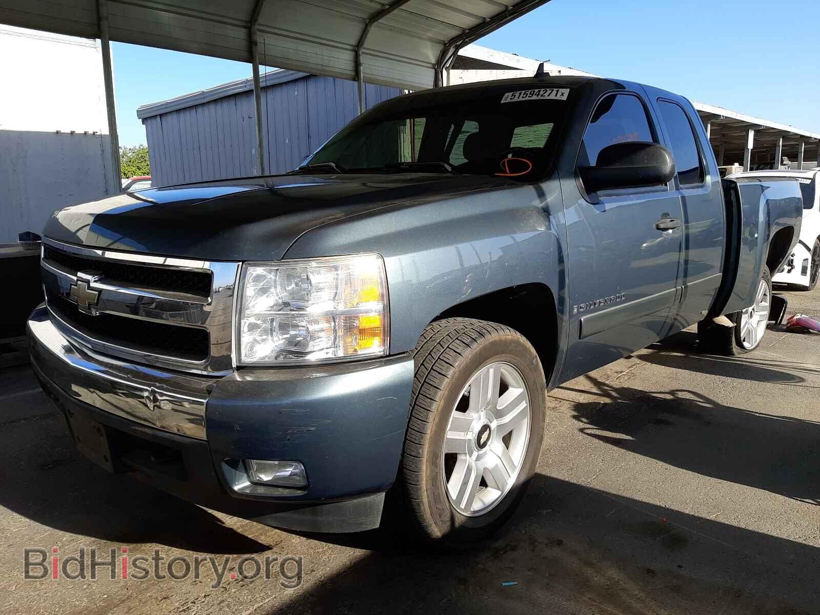 2007 CHEVROLET SILVERADO - VIN: 2GCEC19J371713598 - Фото 2