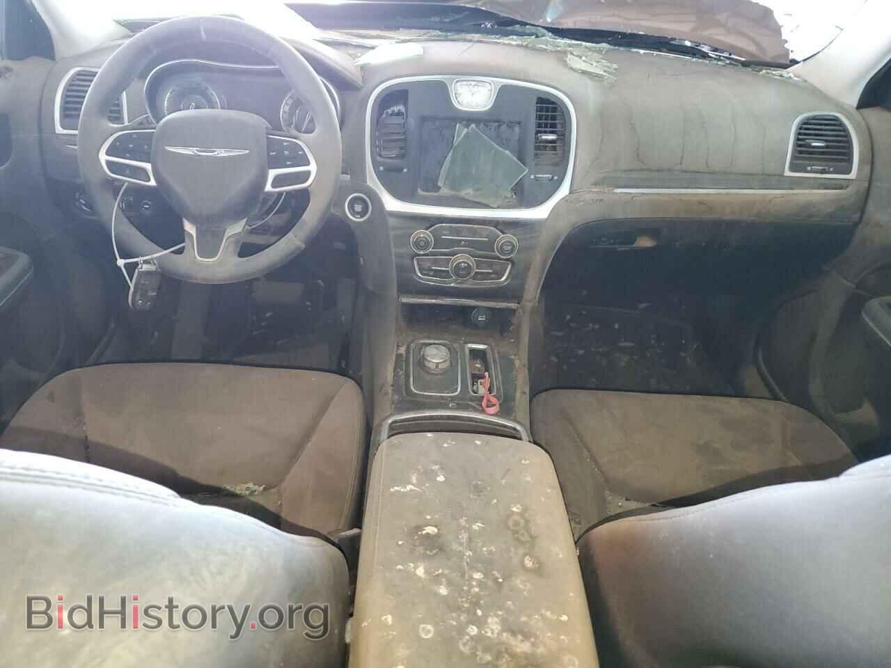 2018 CHRYSLER 300 - VIN: 2C3CCAAG6JH302075 - Фото 8