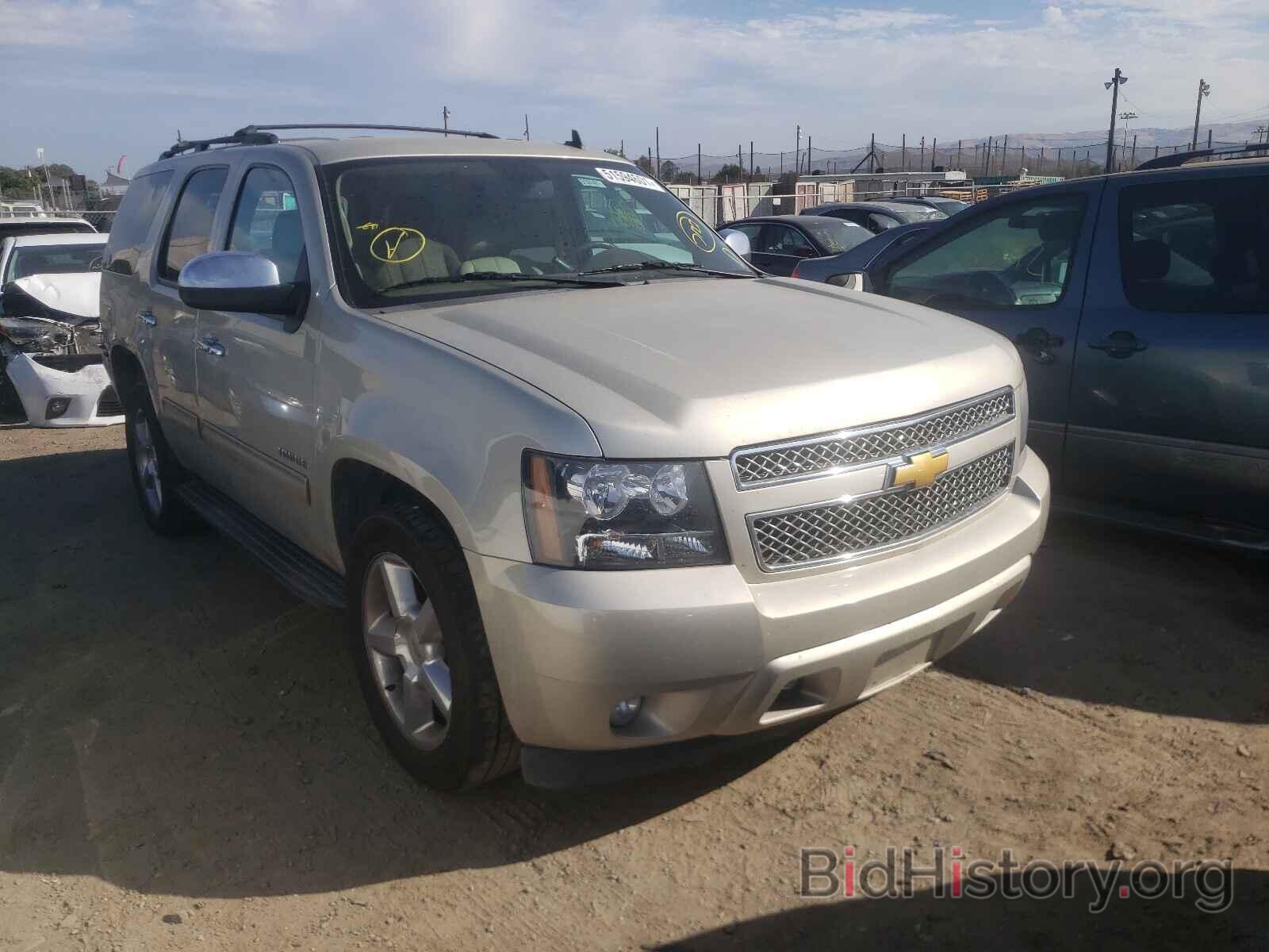 Photo 1GNSCAE05ER175000 - CHEVROLET TAHOE 2014