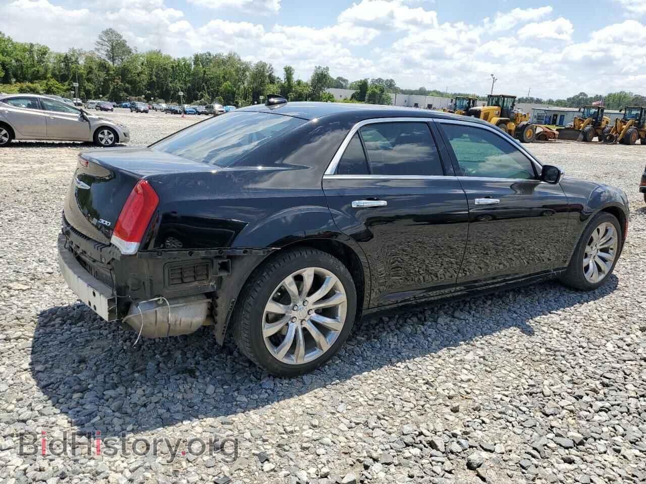 2019 CHRYSLER 300 - VIN: 2C3CCAEG7KH622999 - Фото 3