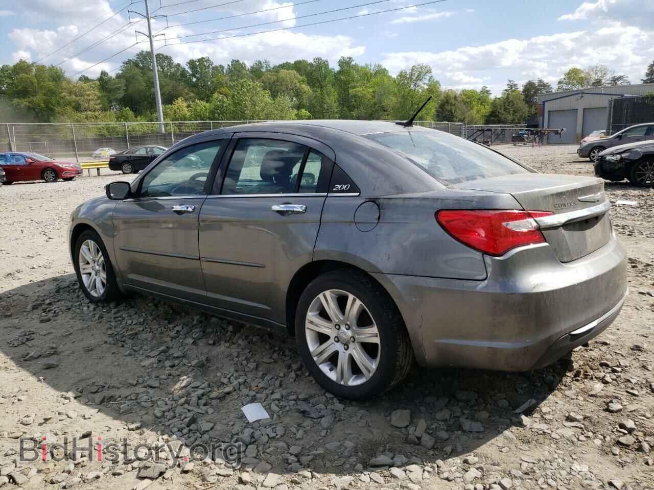 2012 CHRYSLER 200 - VIN: 1C3CCBAB3CN244821 - Фото 2