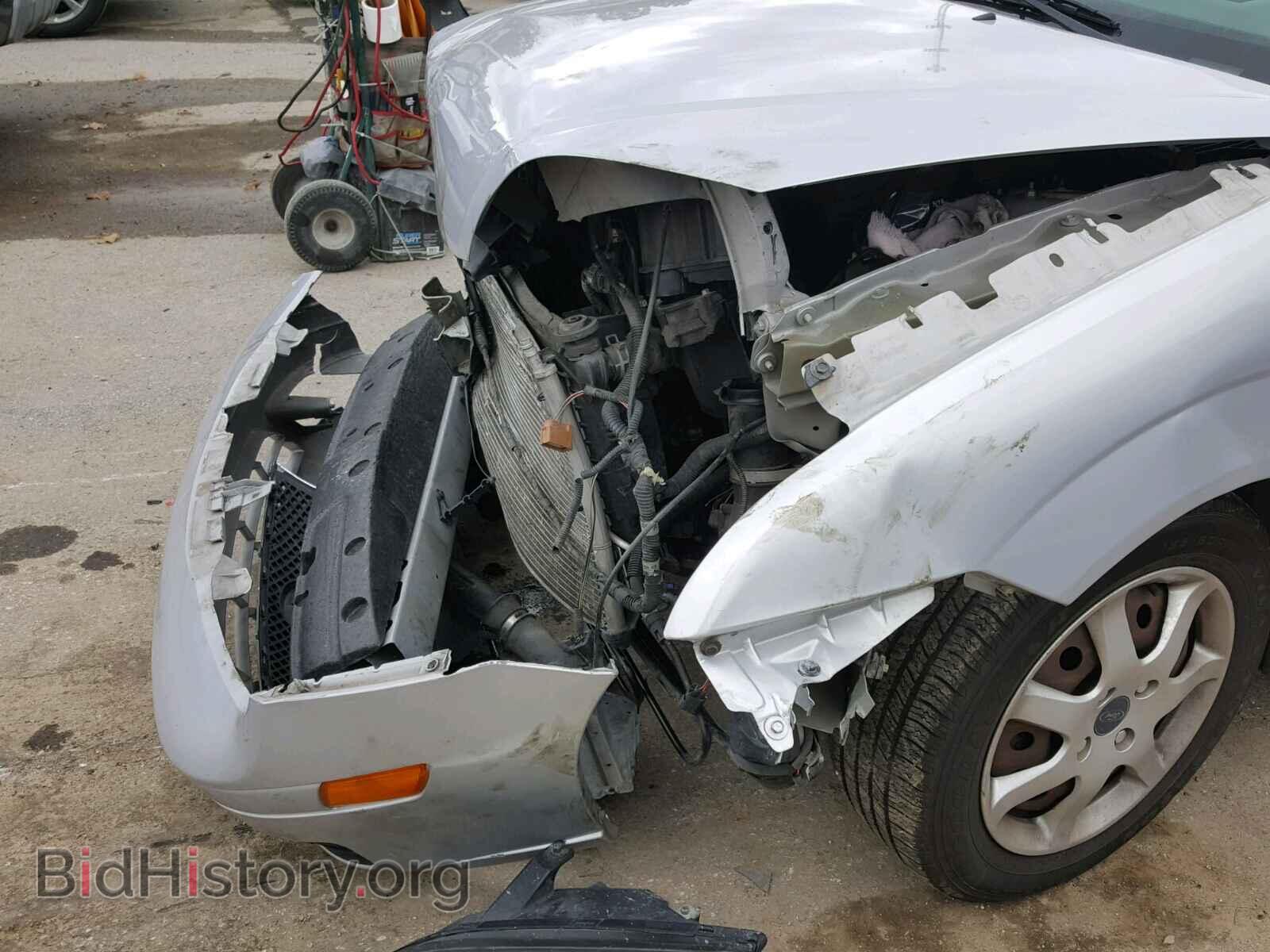 2005 FORD FOCUS - VIN: 1FAFP34N05W274869 - Фото 9