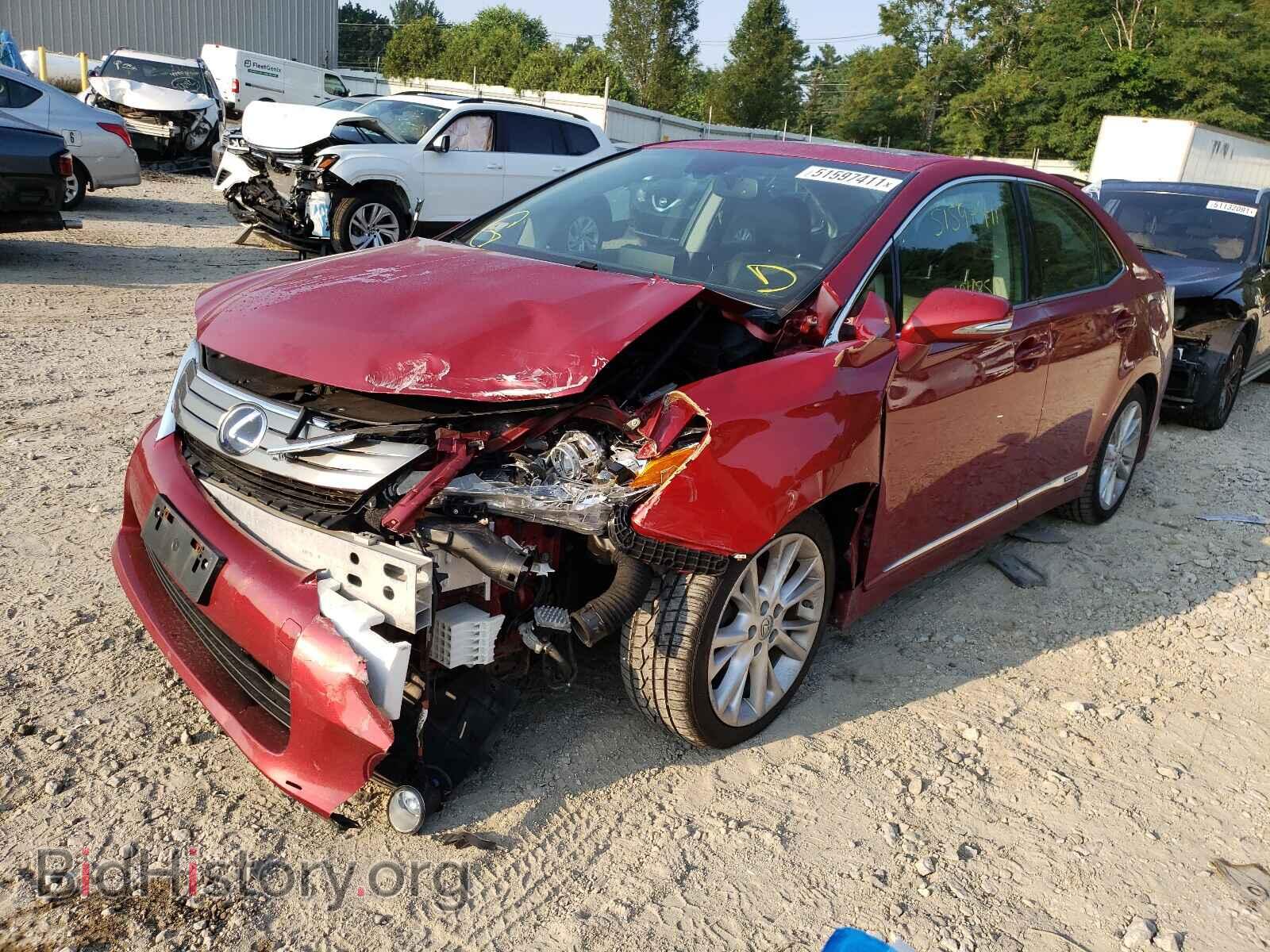 2010 LEXUS HS - VIN: JTHBB1BA8A2013016 - Photo 2