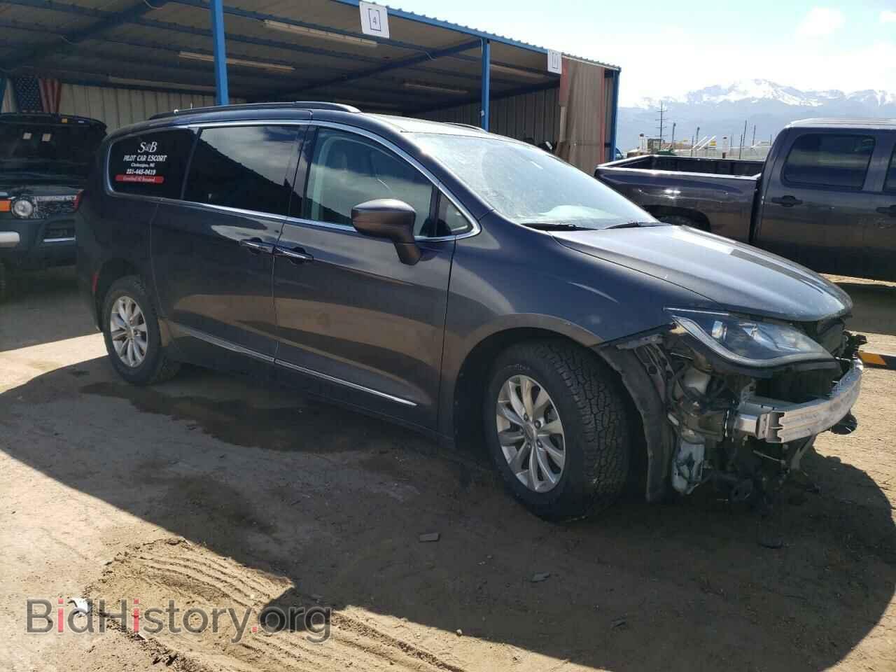 2017 CHRYSLER PACIFICA - VIN: 2C4RC1BG8HR654051 - Photo 4