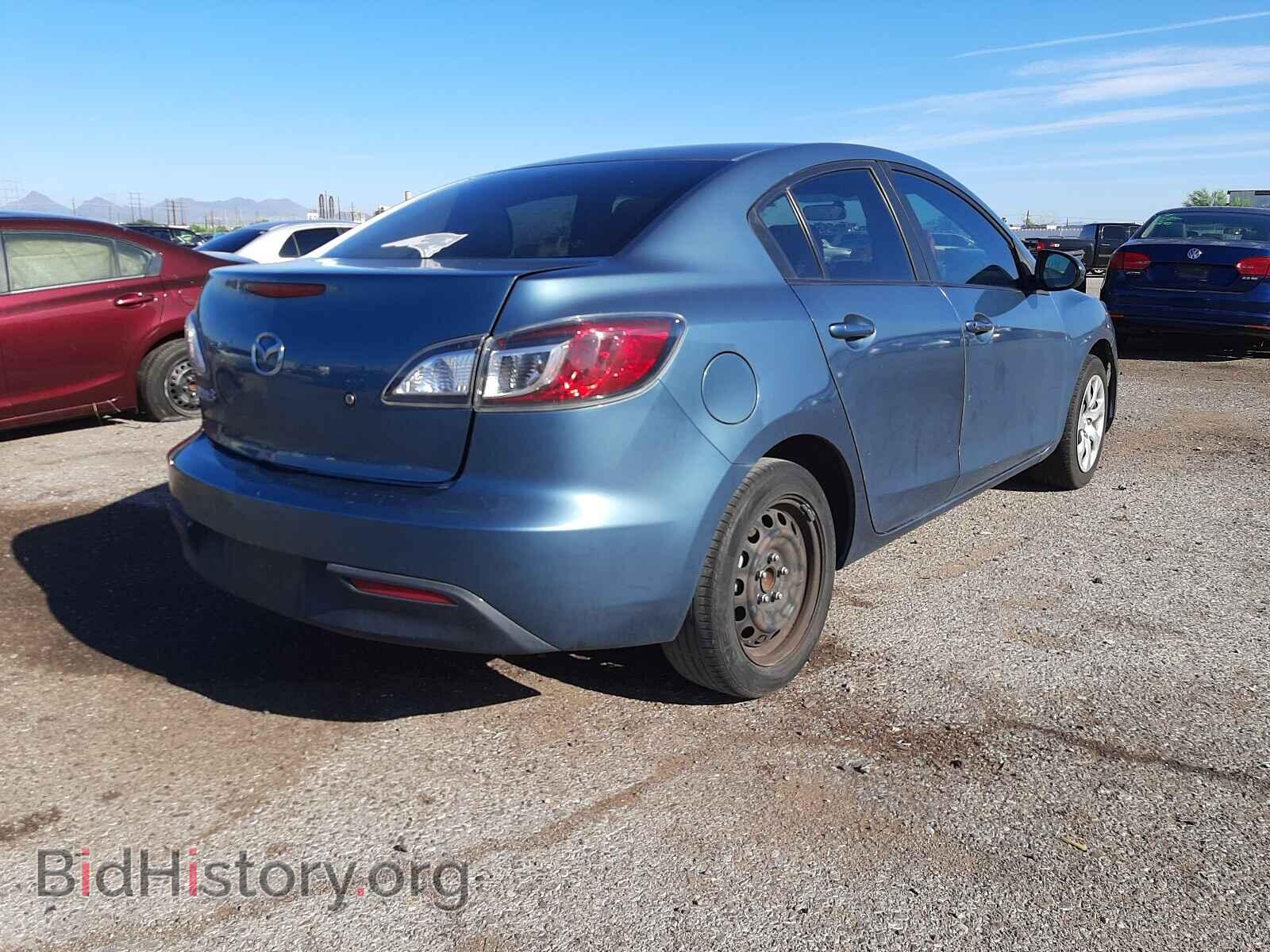 2011 MAZDA 3 - VIN: JM1BL1UG0B1368589 - Фото 4