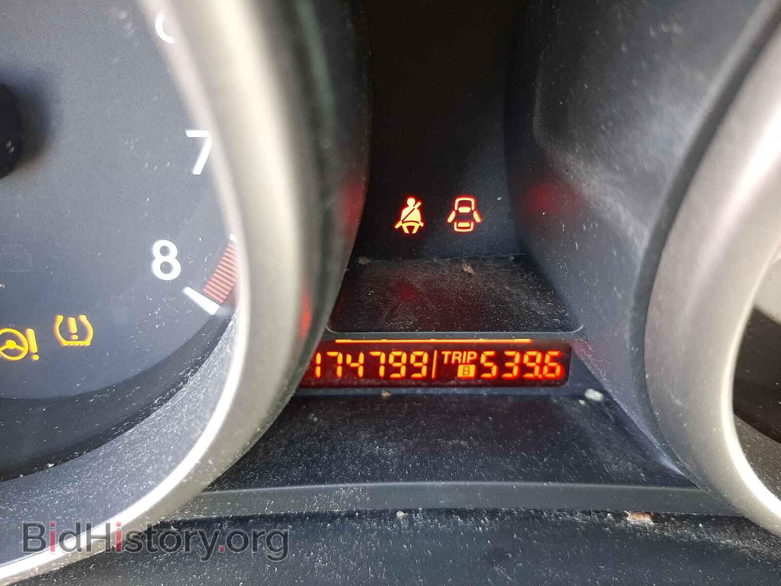 2011 MAZDA 3 - VIN: JM1BL1UG0B1368589 - Фото 8