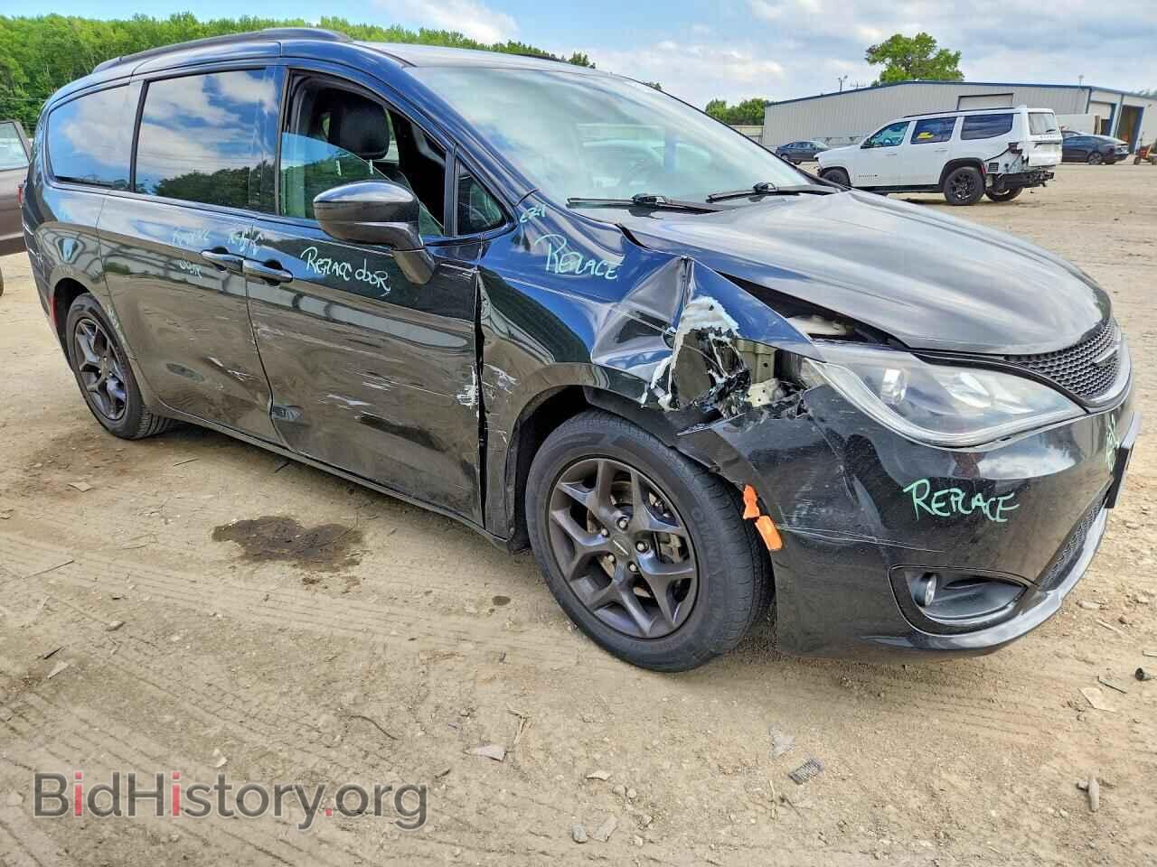 2019 CHRYSLER PACIFICA - VIN: 2C4RC1BG6KR609634 - Фото 4