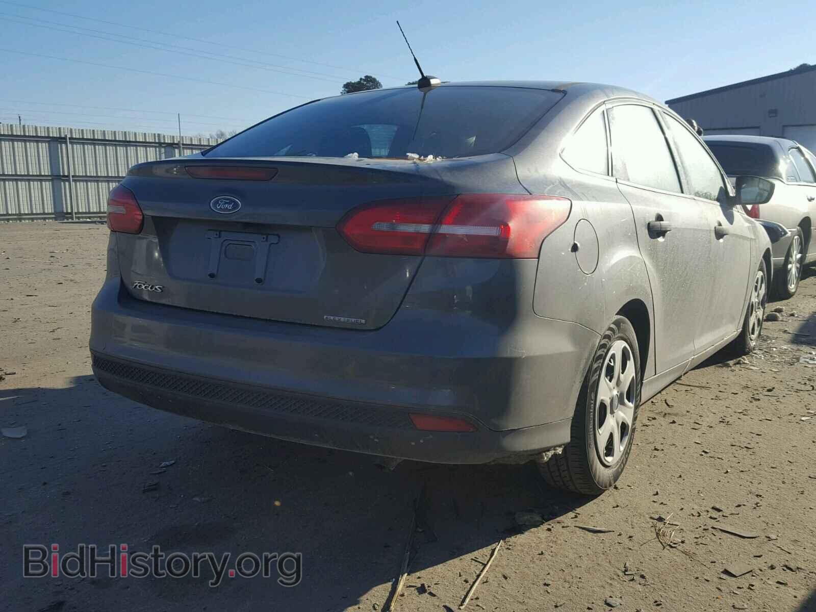 2015 FORD FOCUS - VIN: 1FADP3E23FL285895 - Photo 4