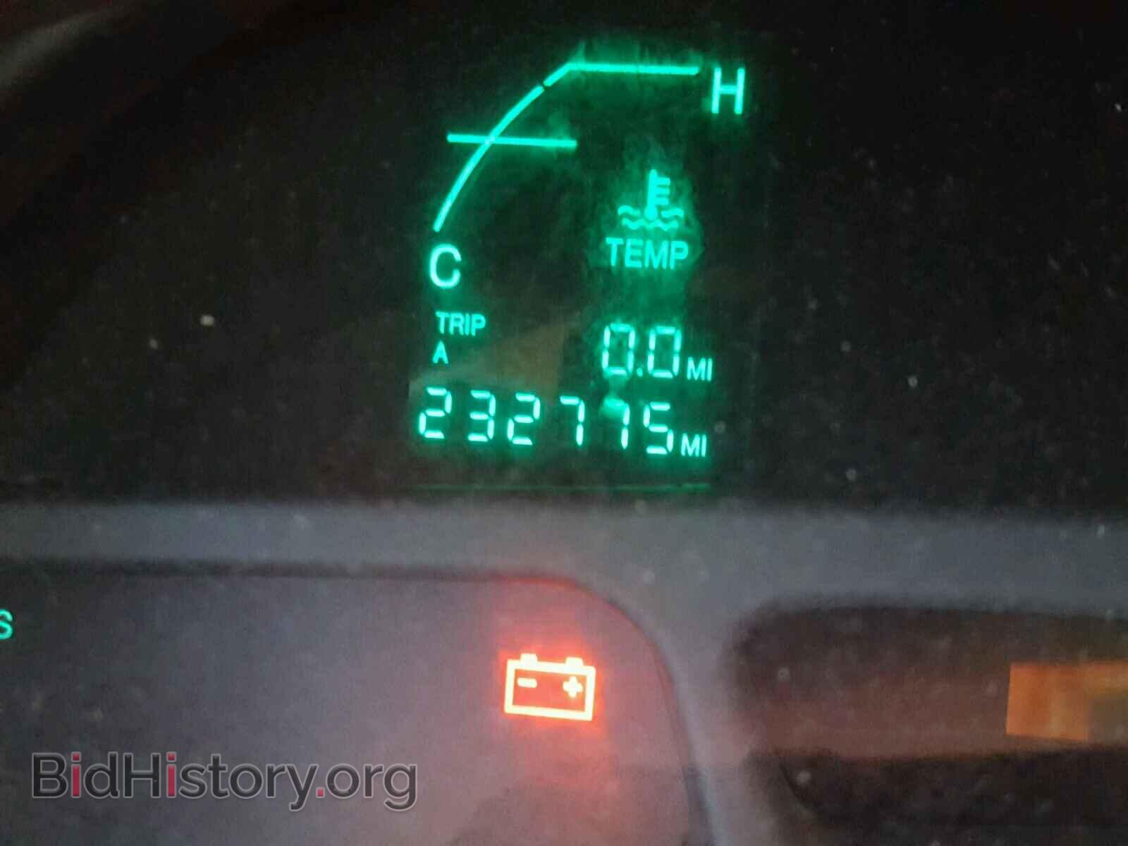 2002 CADILLAC DEVILLE - VIN: 1G6KD54Y42U246431 - Photo 8