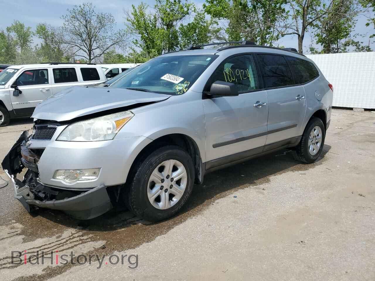 Фотография 1GNKREED8CJ308174 - CHEVROLET TRAVERSE 2012