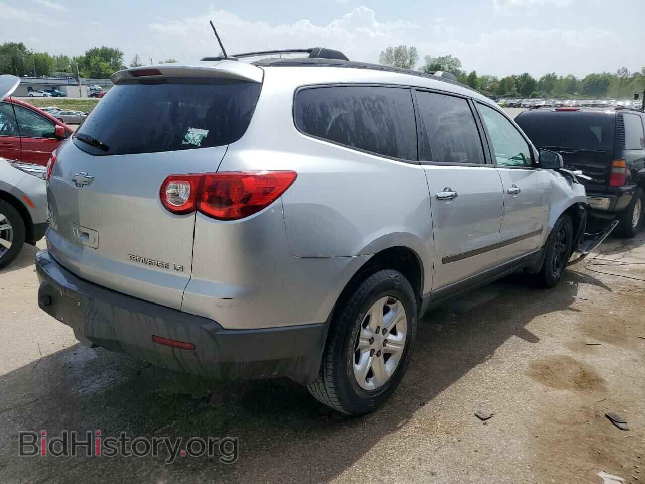 2012 CHEVROLET TRAVERSE - VIN: 1GNKREED8CJ308174 - Фото 3