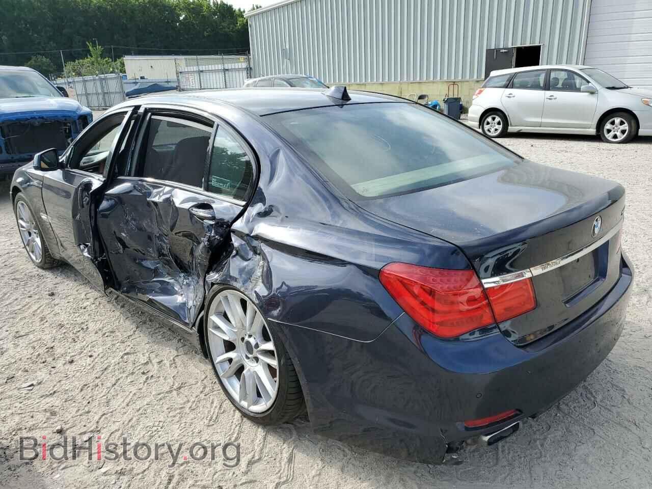 2011 BMW 7 SERIES - VIN: WBAKC8C5XBC434317 - Фото 3