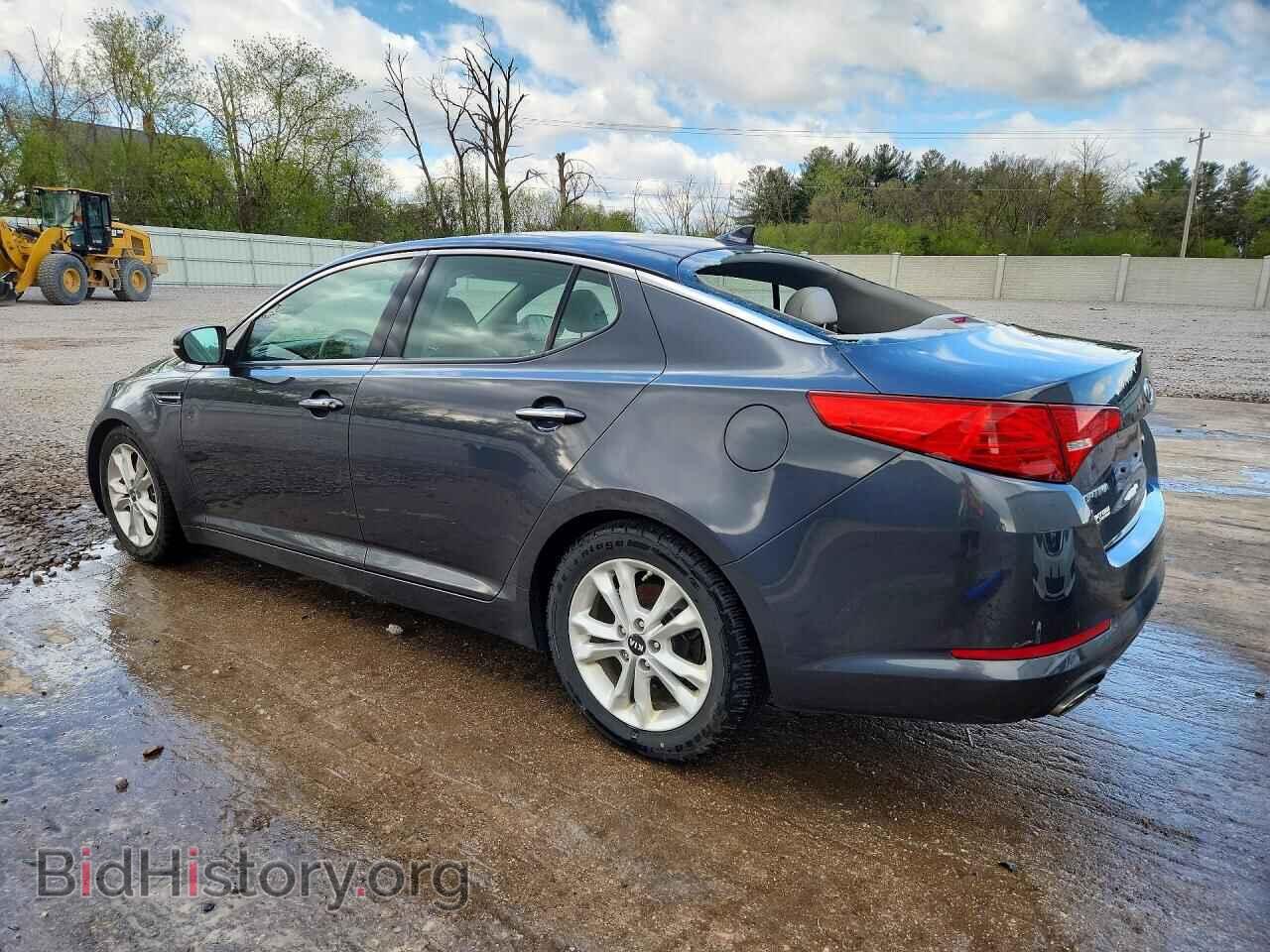 2011 KIA OPTIMA - VIN: KNAGN4A69B5143882 - Photo 2