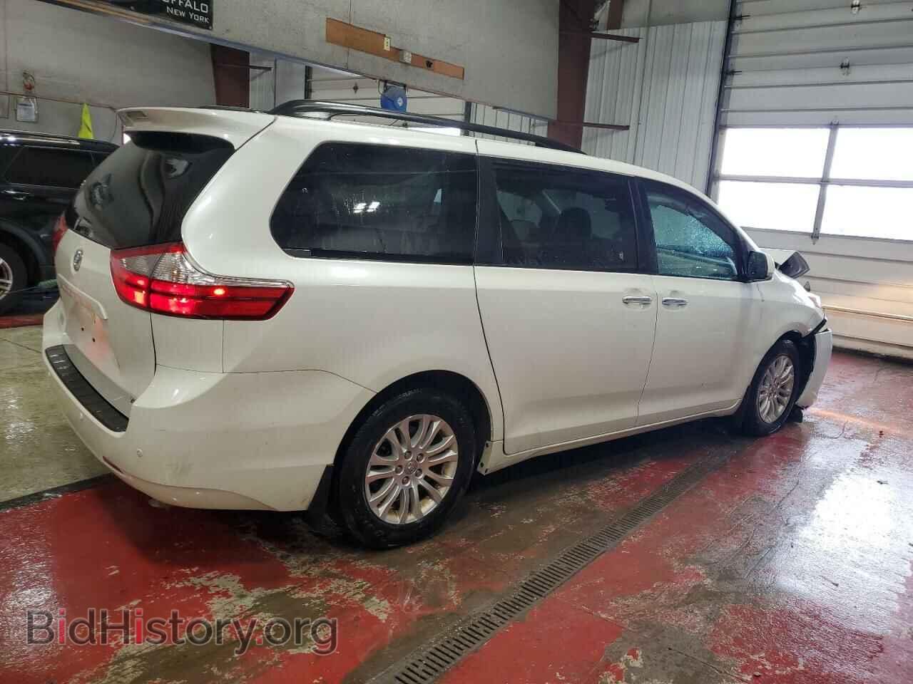 2017 TOYOTA All Models - VIN: 5TDYZ3DC2HS855290 - Фото 3