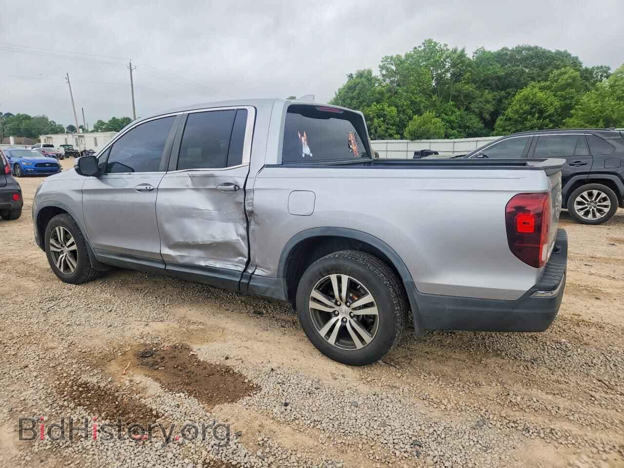 2017 HONDA RIDGELINE - VIN: 5FPYK2F42HB004770 - Photo 2