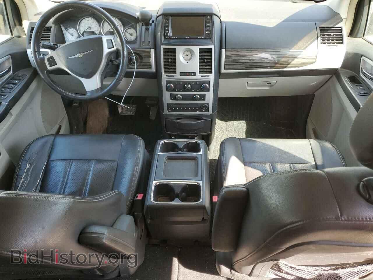 2010 CHRYSLER MINIVAN - VIN: 2A4RR5D19AR279690 - Фото 8