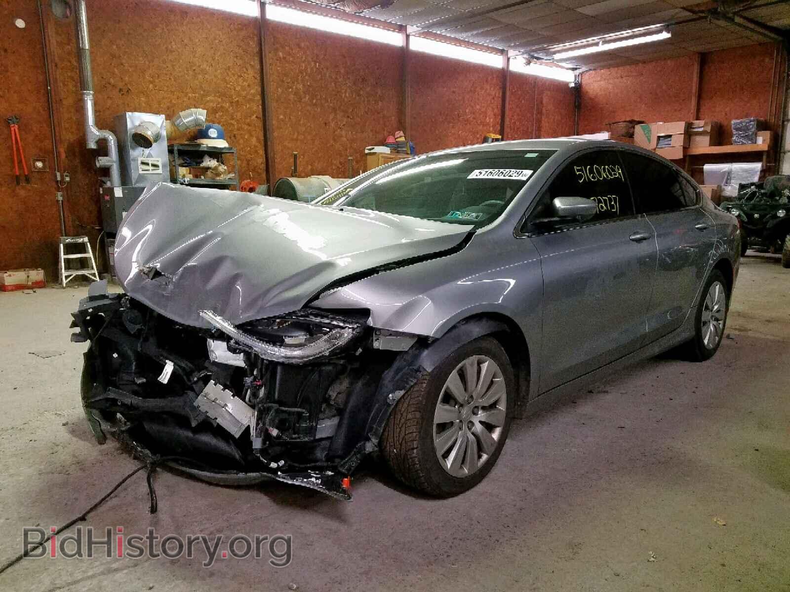 2015 CHRYSLER 200 - VIN: 1C3CCCFBXFN735566 - Фото 2