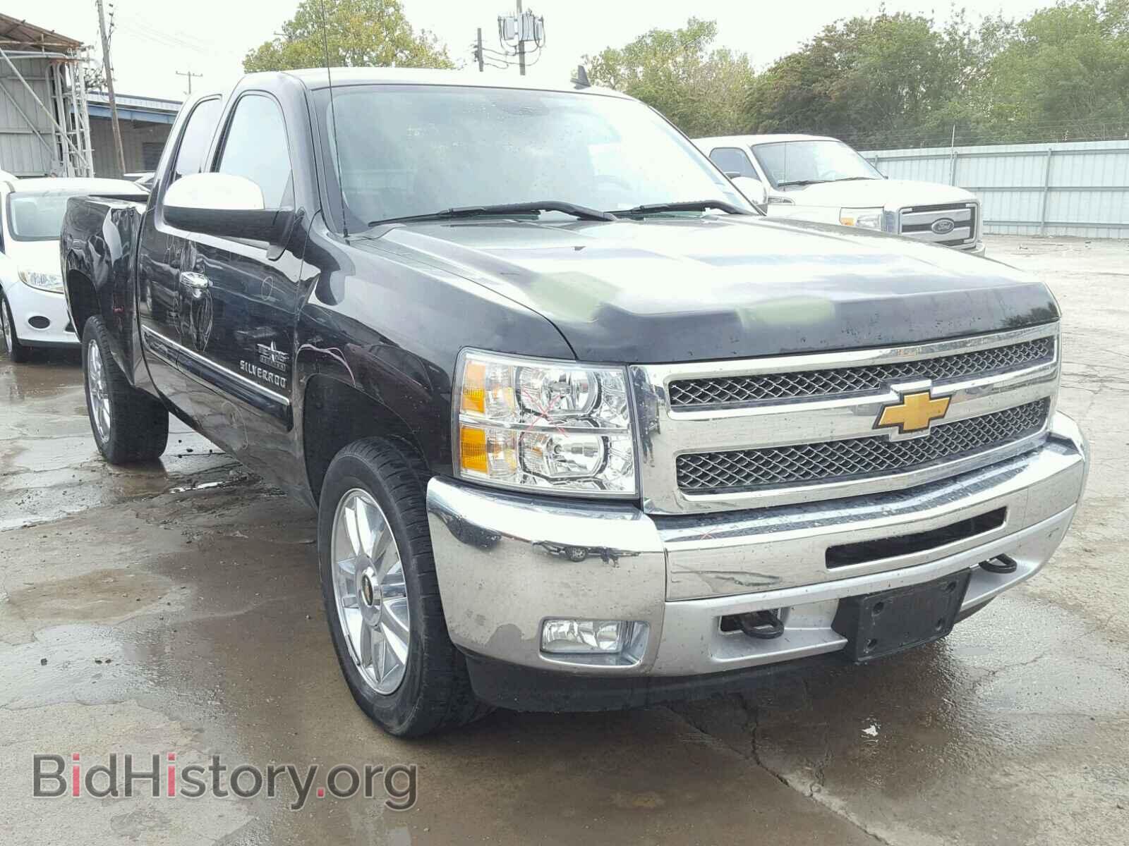 Photo 1GCRCSE05DZ377329 - CHEVROLET SILVERADO 2013