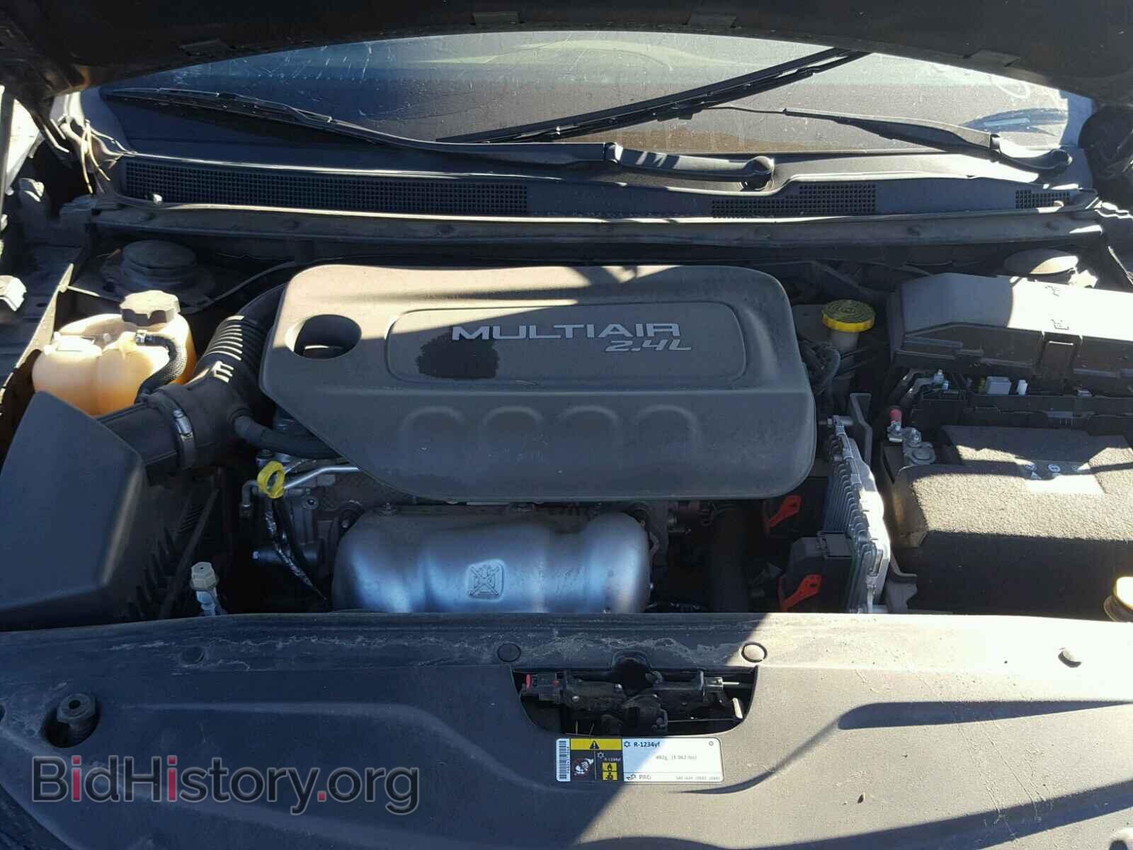 2016 CHRYSLER 200 - VIN: 1C3CCCBB1GN138202 - Фото 7