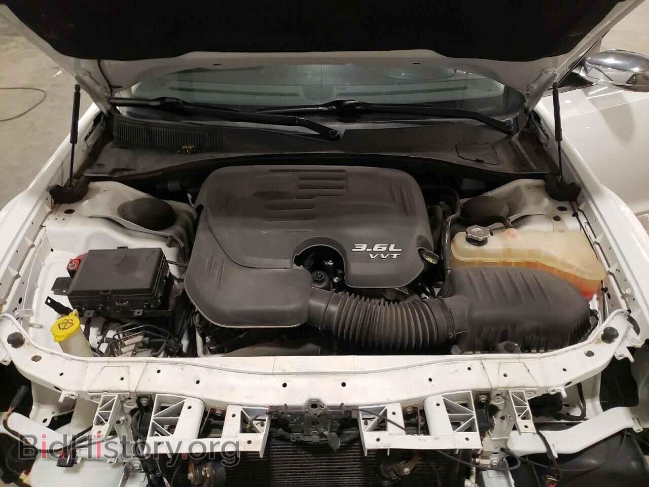 2018 CHRYSLER 300 - VIN: 2C3CCAKG2JH214719 - Фото 11
