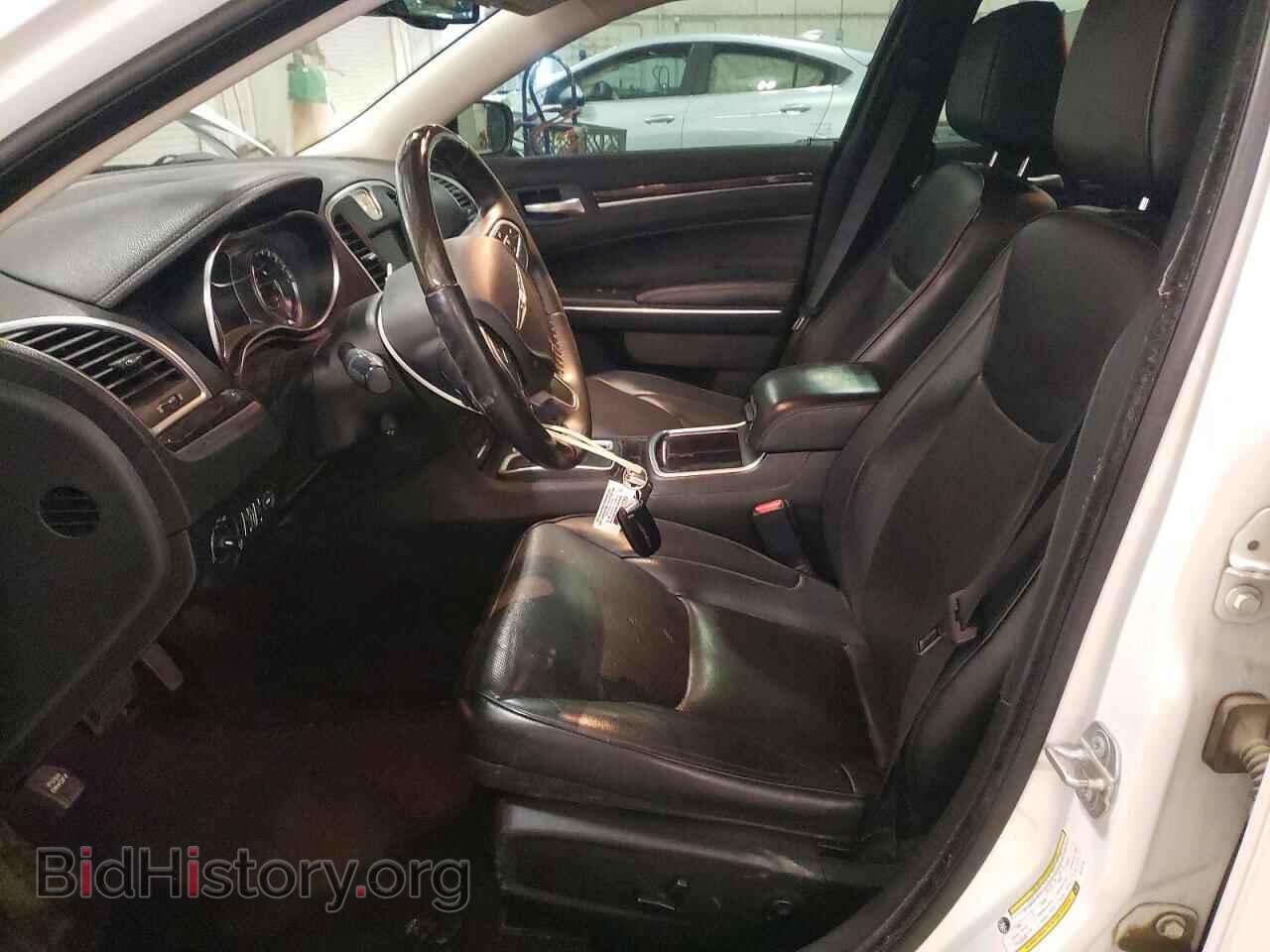 2018 CHRYSLER 300 - VIN: 2C3CCAKG2JH214719 - Фото 7
