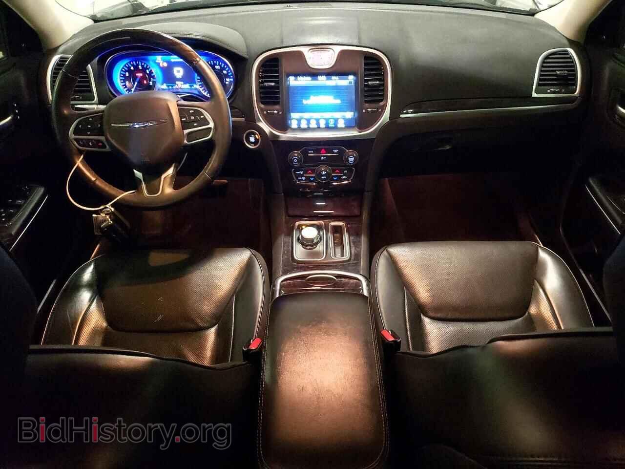 2018 CHRYSLER 300 - VIN: 2C3CCAKG2JH214719 - Фото 8