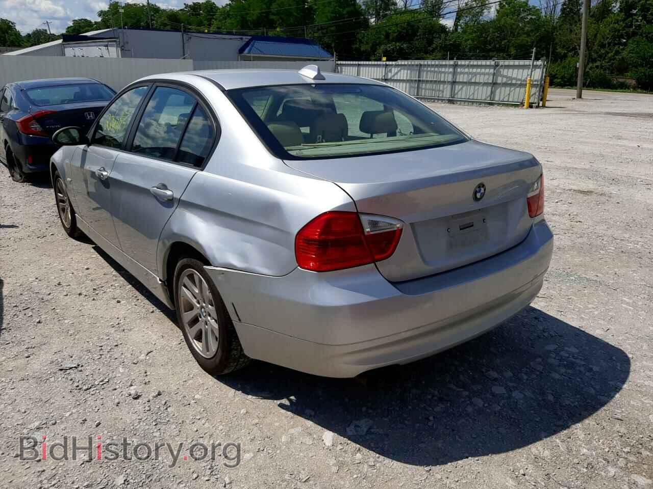 2006 BMW 3 SERIES - VIN: WBAVD13516KV01383 - Фото 3