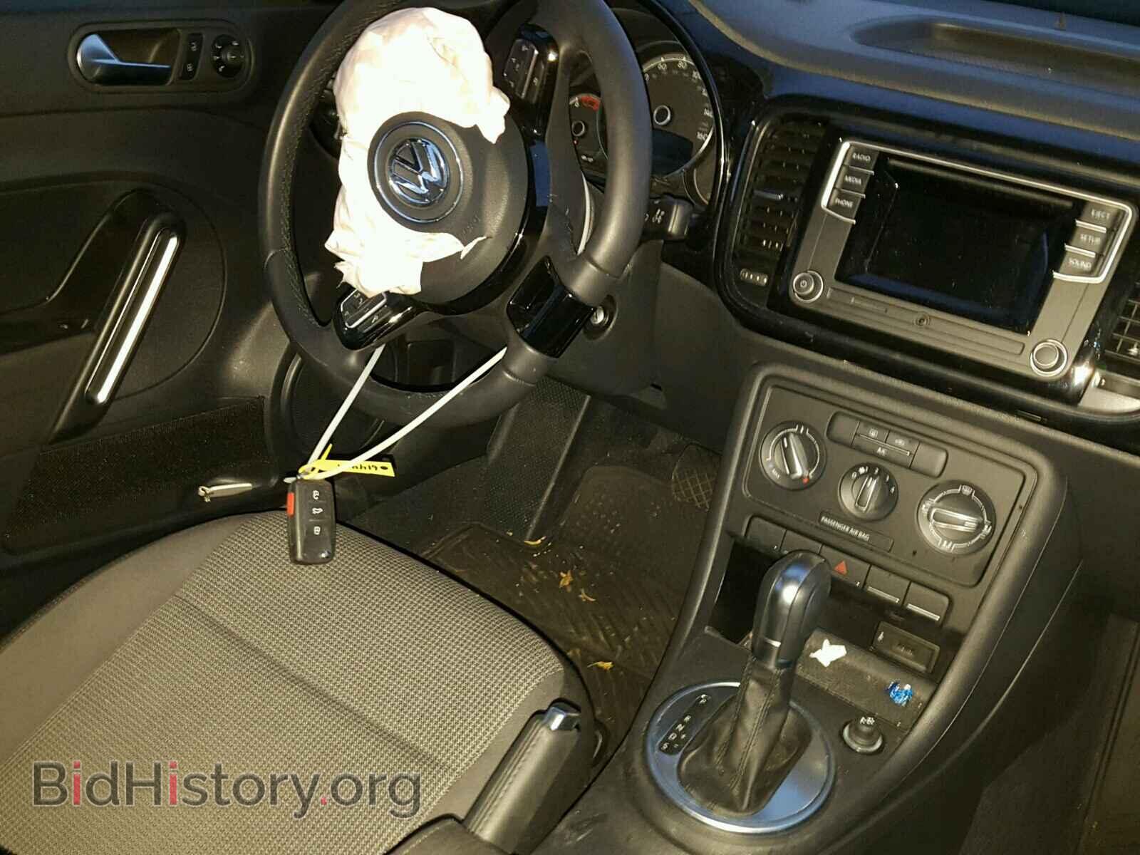 2017 VOLKSWAGEN BEETLE - VIN: 3VWF17AT8HM614471 - Фото 9