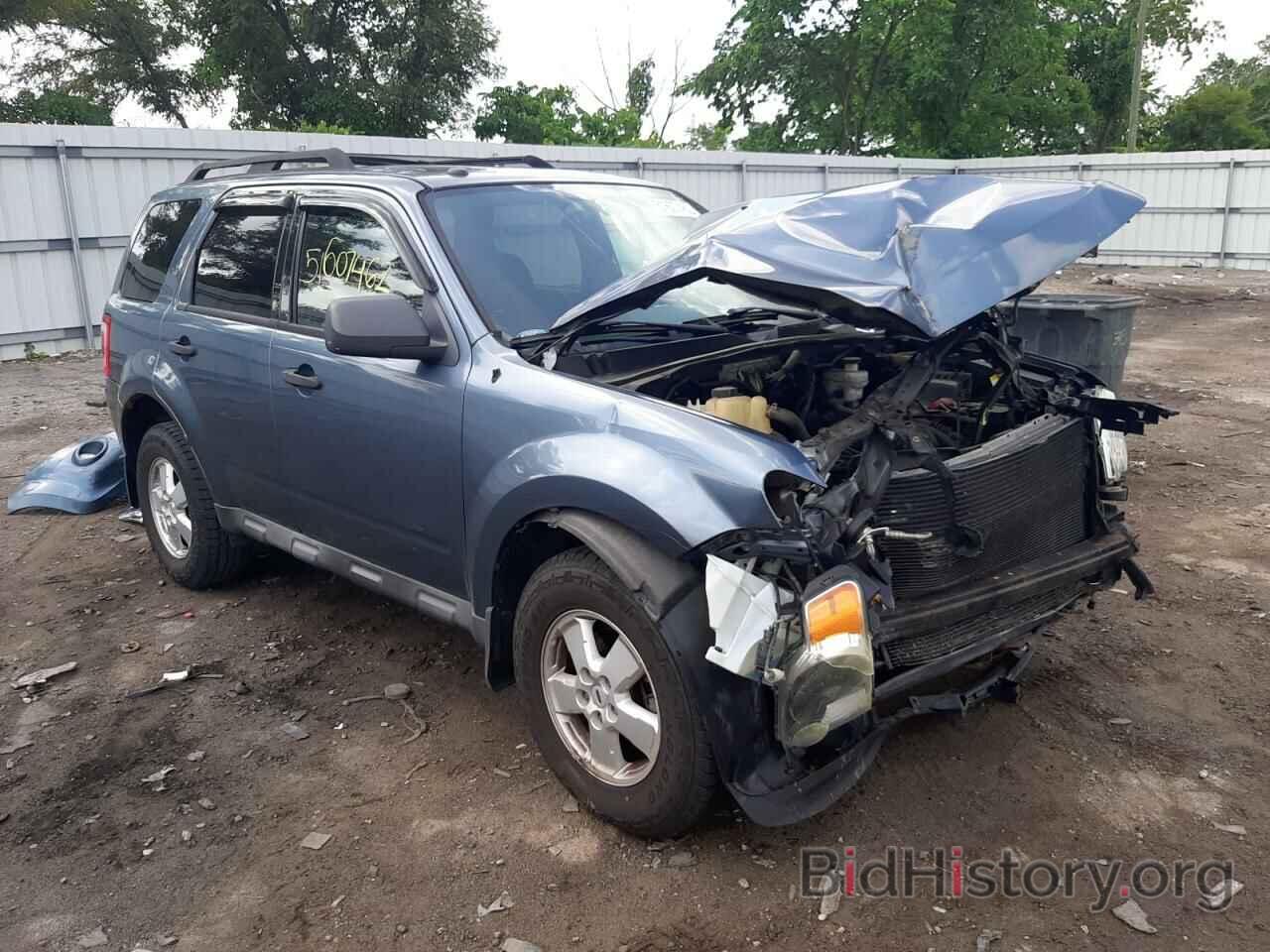 Photo 1FMCU0D79AKA12299 - FORD ESCAPE 2010