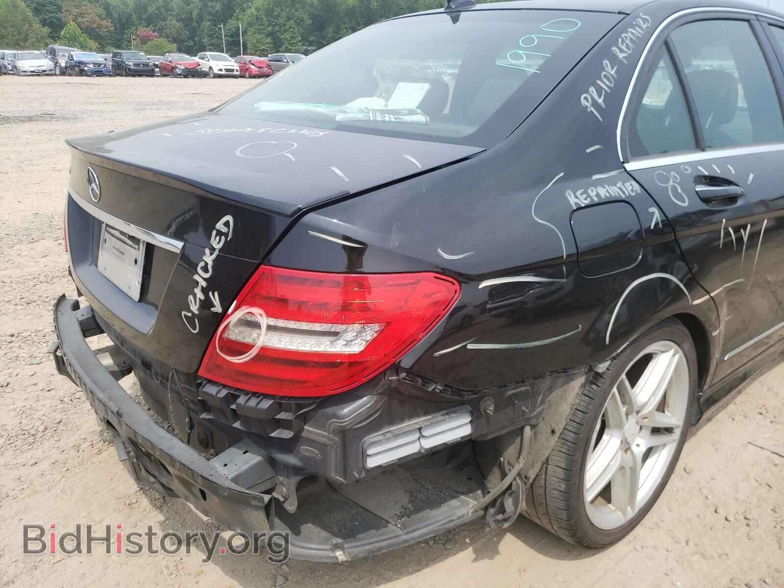 2013 MERCEDES-BENZ C-CLASS - VIN: WDDGF4HB9DA773842 - Фото 9