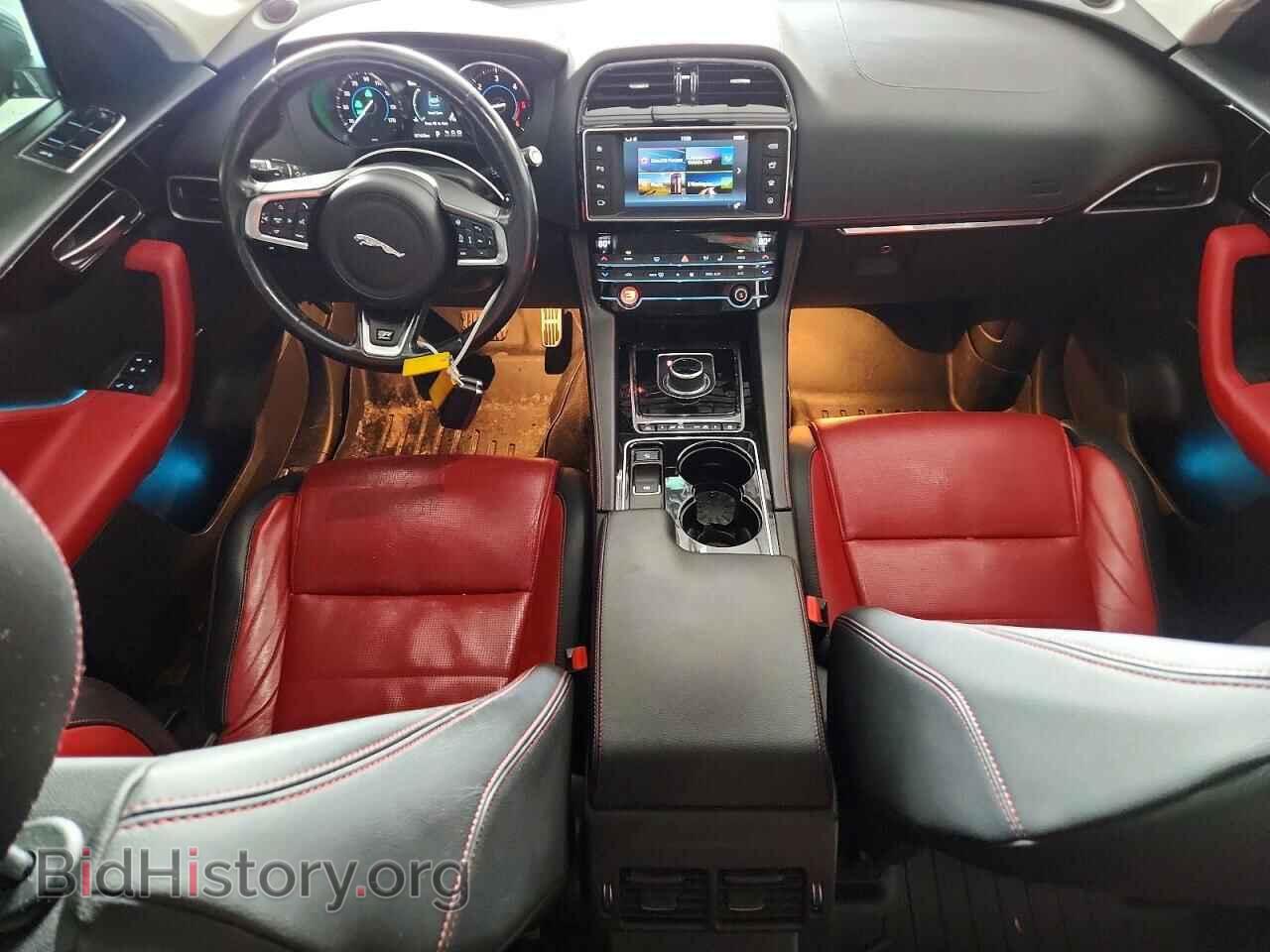 2017 JAGUAR F-PACE - VIN: SADCL2BN3HA488654 - Photo 8