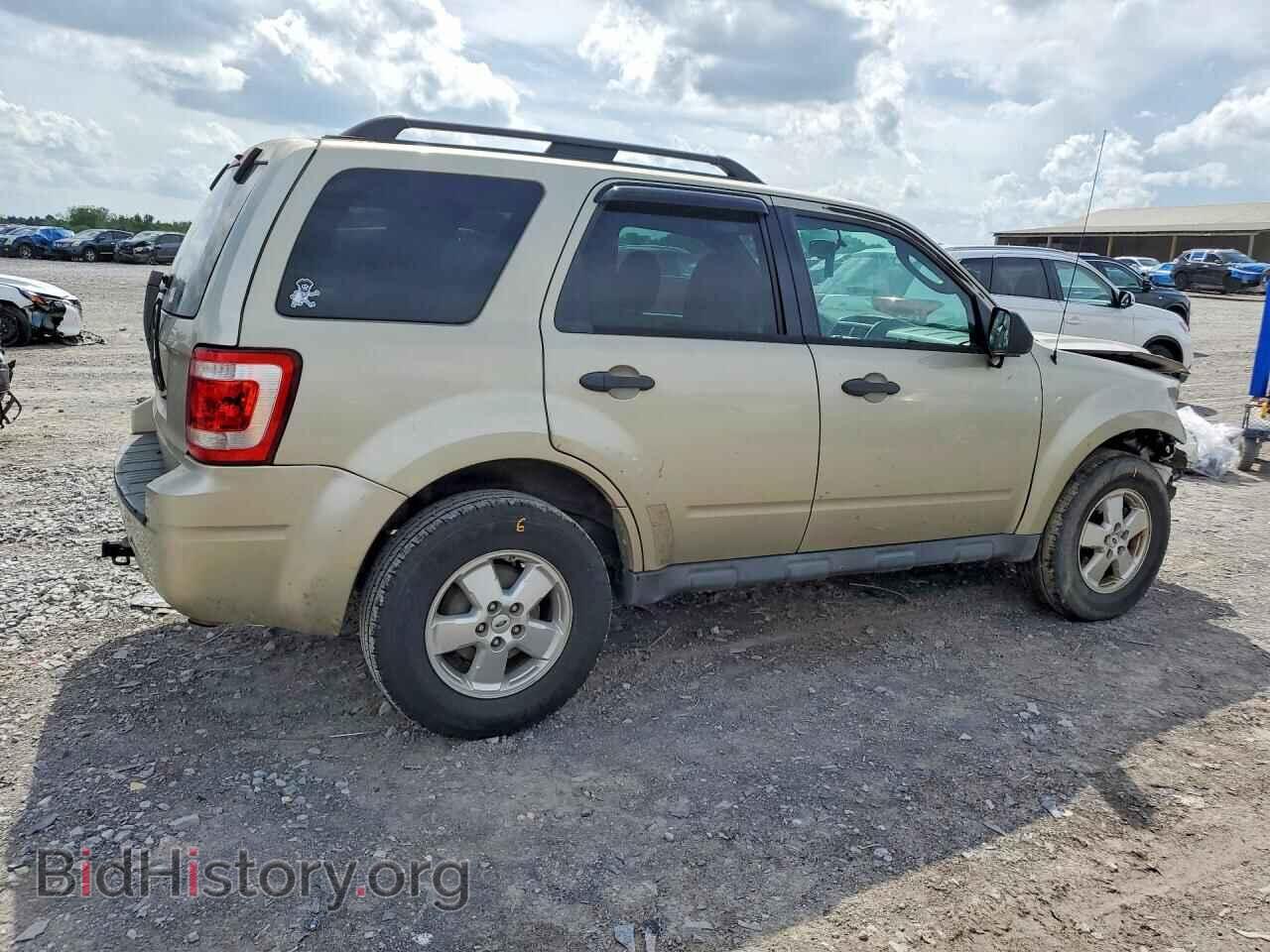 2011 FORD ESCAPE - VIN: 1FMCU0D73BKB36635 - Фото 3
