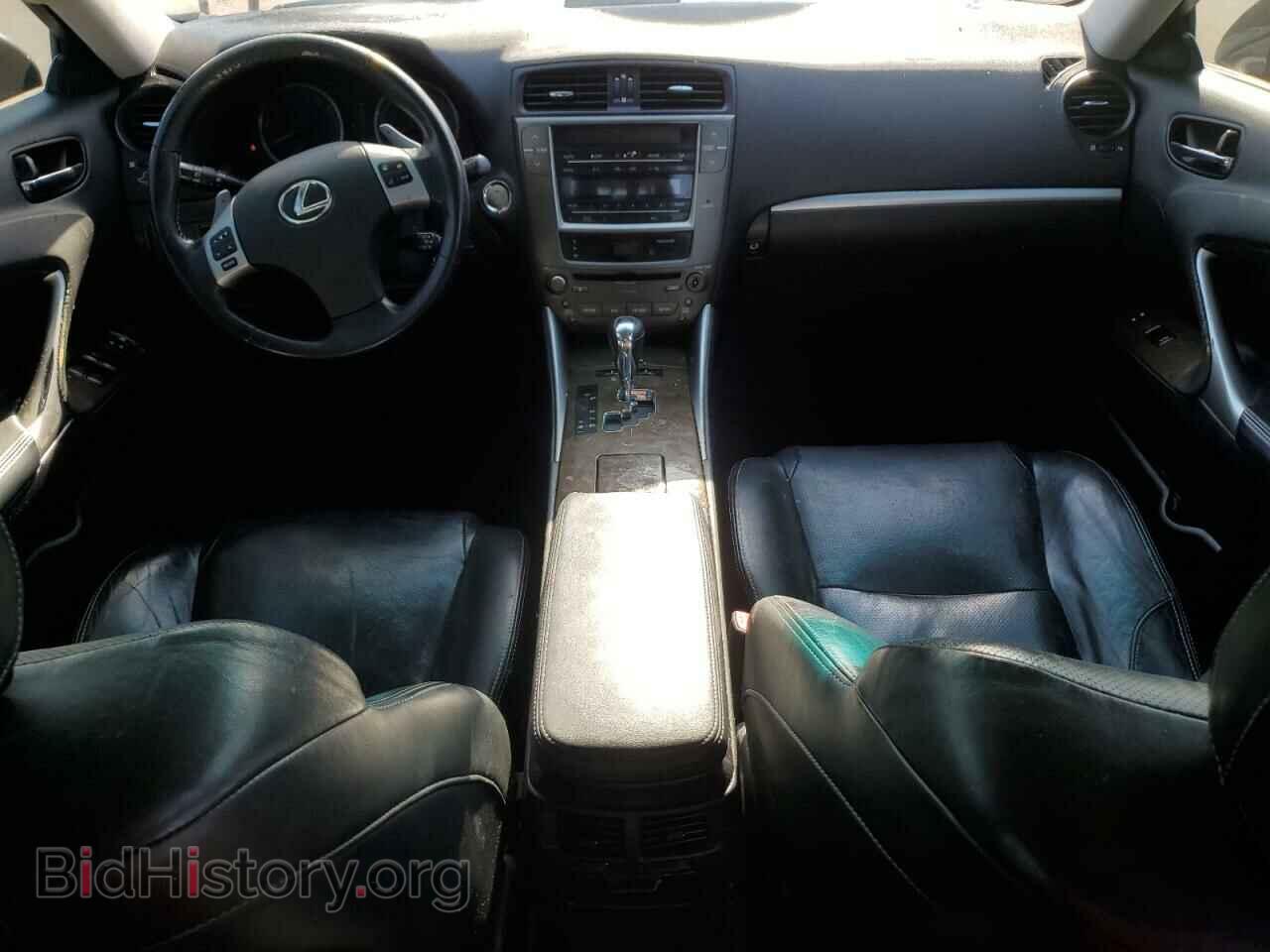 2011 LEXUS IS - VIN: JTHBF5C29B5149044 - Photo 8
