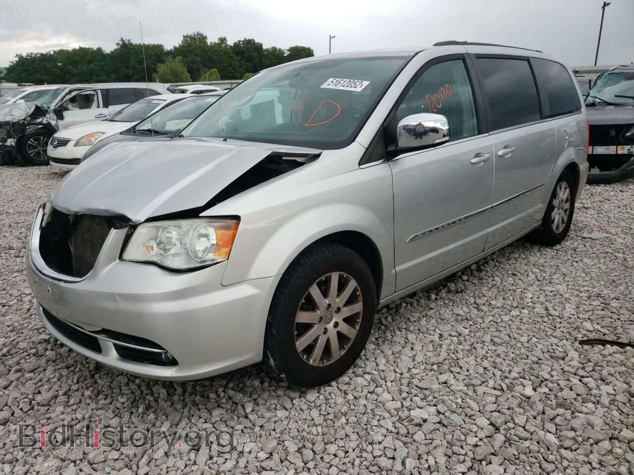 2011 CHRYSLER MINIVAN - VIN: 2A4RR8DG0BR758720 - Фото 2
