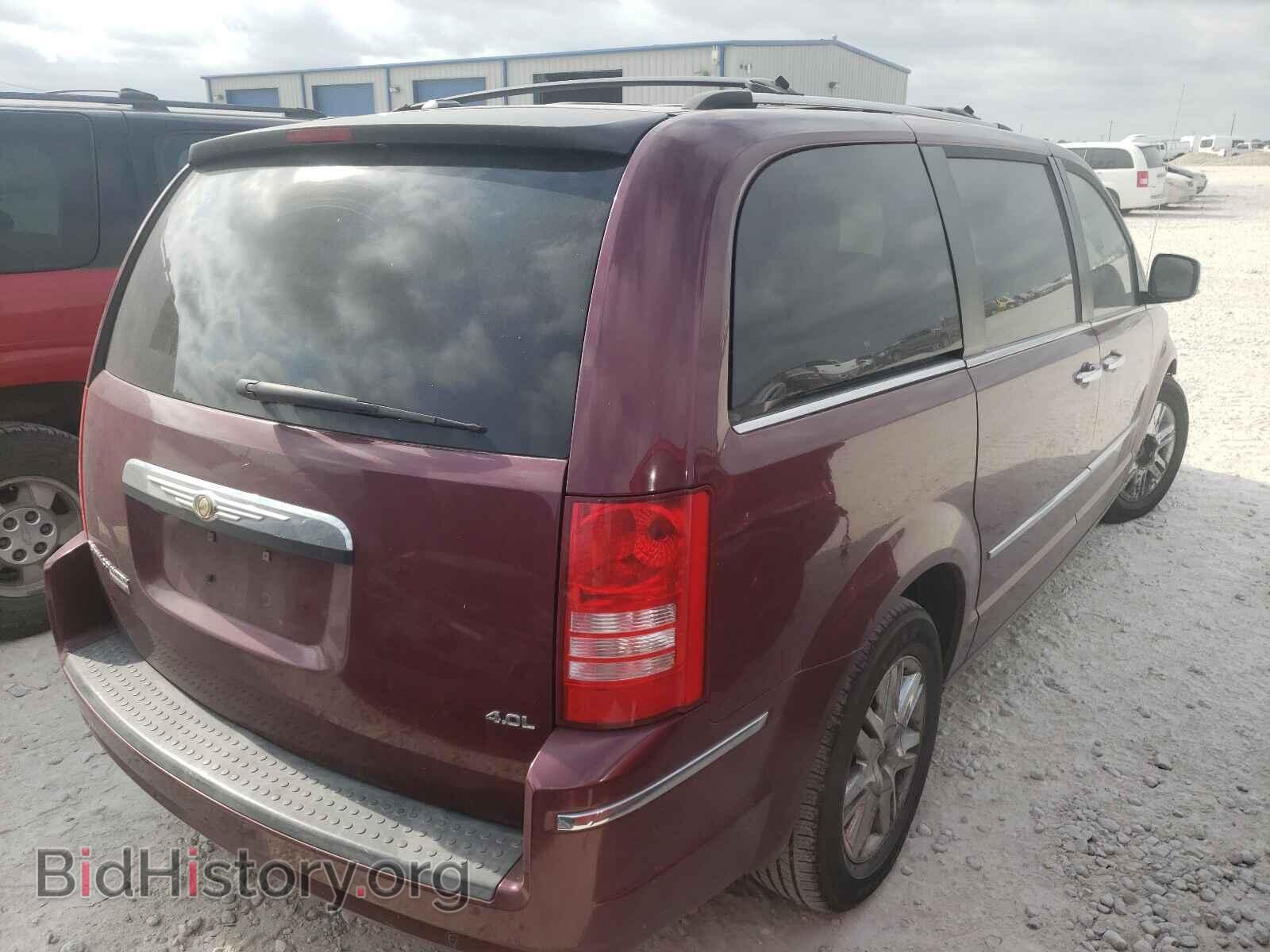 2008 CHRYSLER MINIVAN - VIN: 2A8HR64X18R663302 - Фото 4