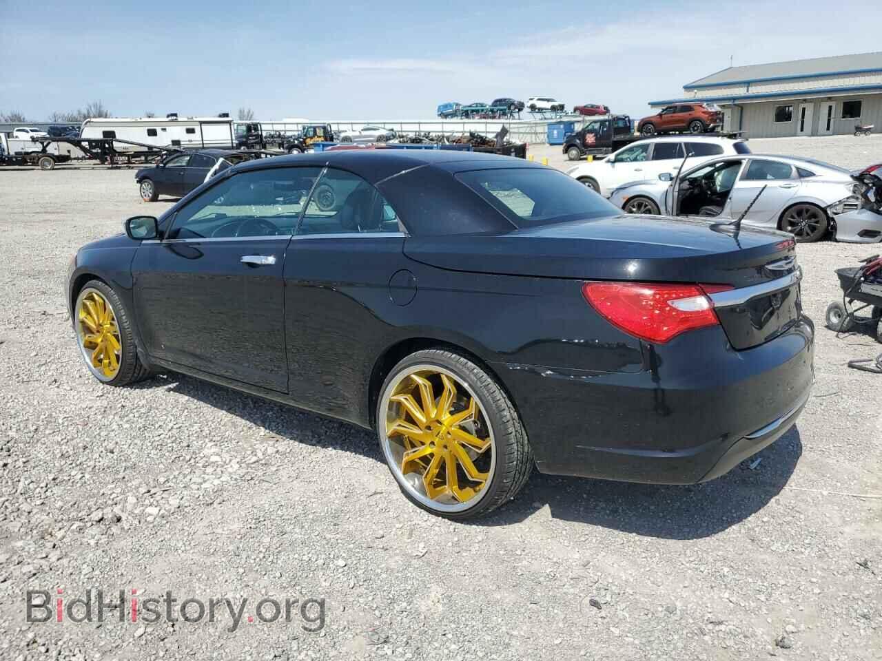 2013 CHRYSLER 200 - VIN: 1C3BCBFG7DN532911 - Фото 2