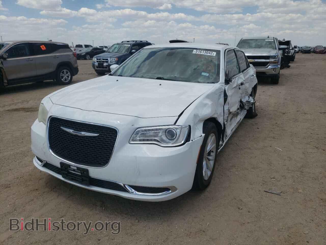2015 CHRYSLER 300 - VIN: 2C3CCAAG3FH791865 - Фото 2