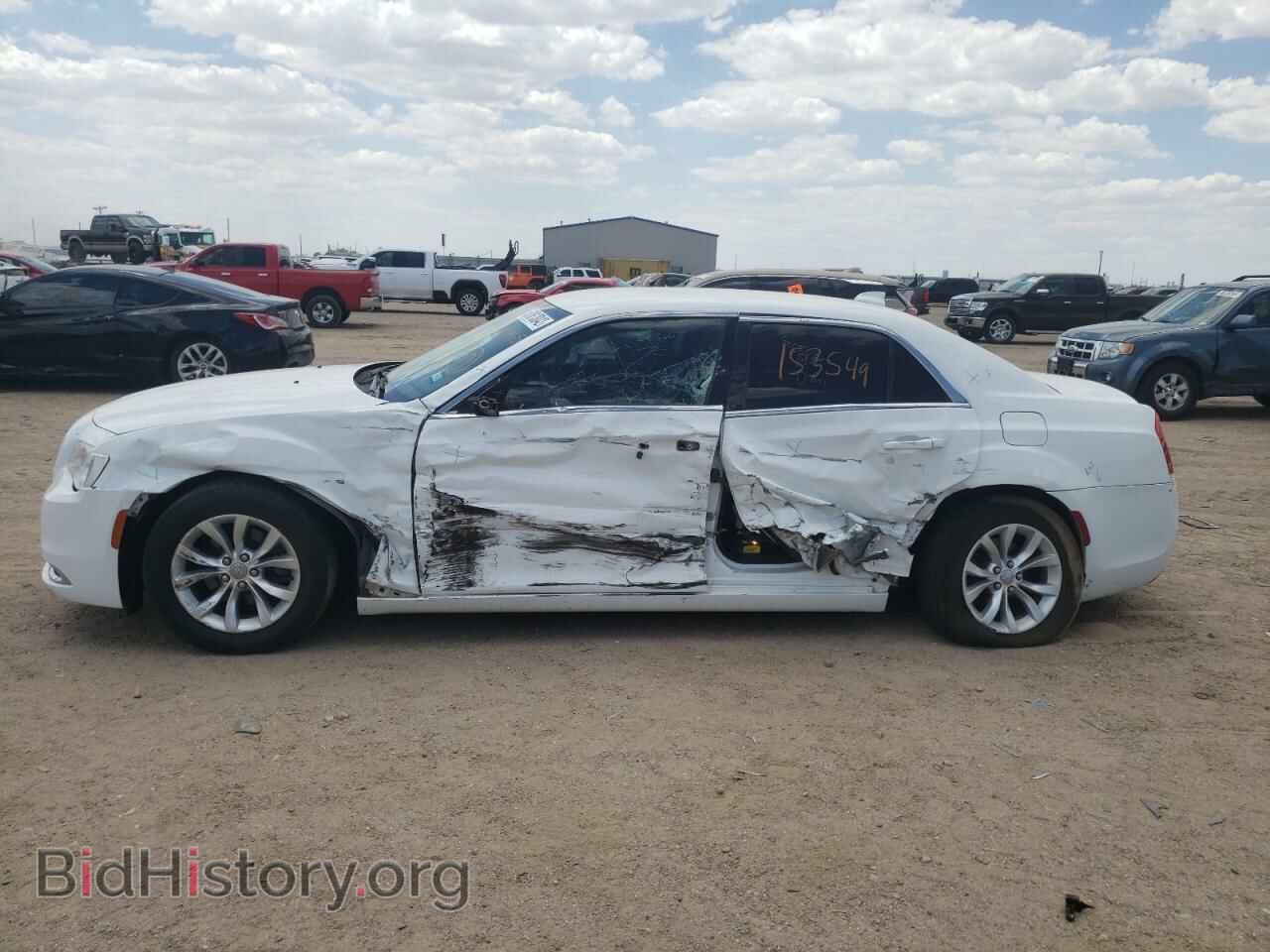2015 CHRYSLER 300 - VIN: 2C3CCAAG3FH791865 - Фото 9