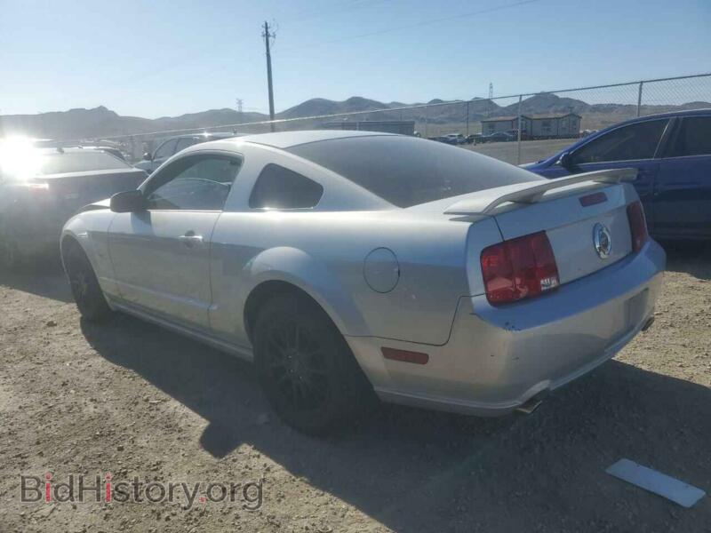 2007 Ford MUSTANG (VIN 1ZVHT82H975368540) — фото 2 из 12