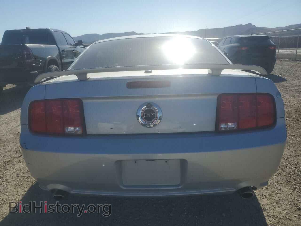 2007 FORD MUSTANG - VIN: 1ZVHT82H975368540 - Фото 6