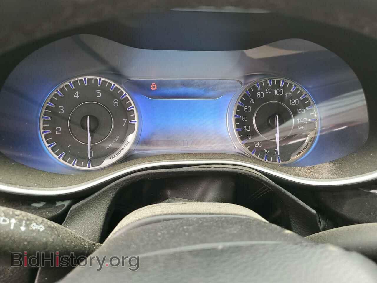 2015 CHRYSLER 200 - VIN: 1C3CCCCB8FN520577 - Фото 9
