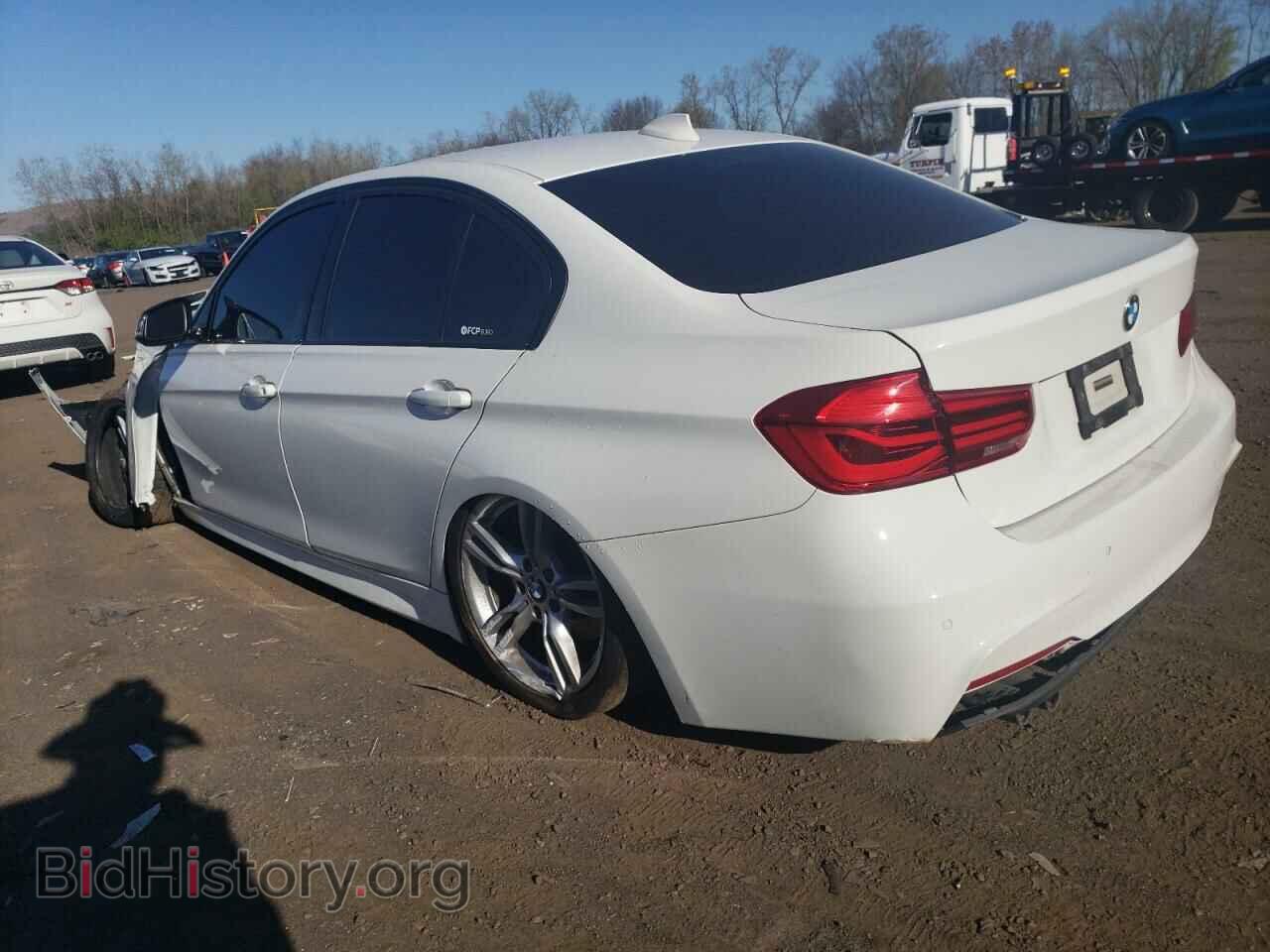 2016 BMW 3 SERIES - VIN: WBA8E3G58GNU04116 - Фото 2